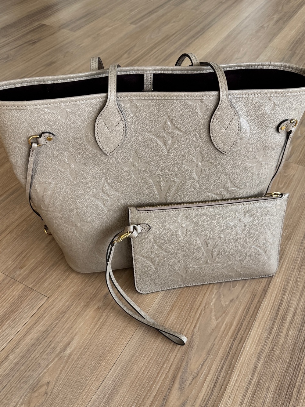 Louis Vuitton Neverfull MM Tote with Clutch